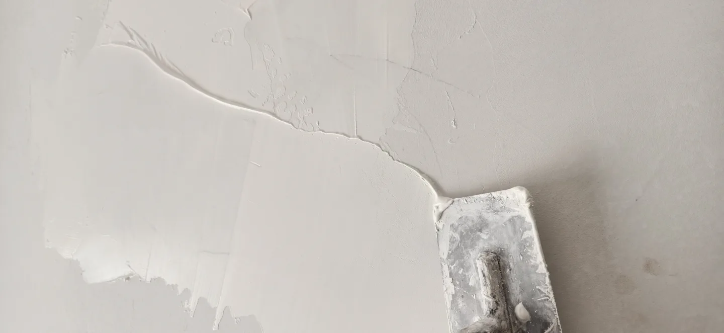 Wandspachtel- Scheibenputz, Industrieboden